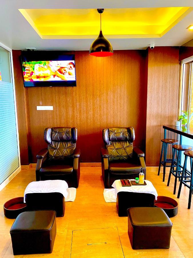 Beach Breeze And Spa Hulhumalé Exterior foto