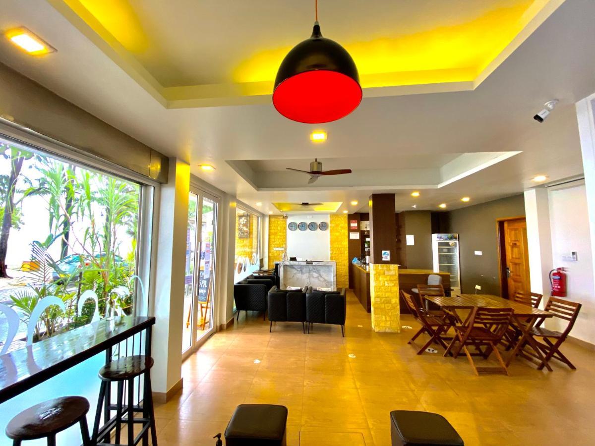 Beach Breeze And Spa Hulhumalé Exterior foto