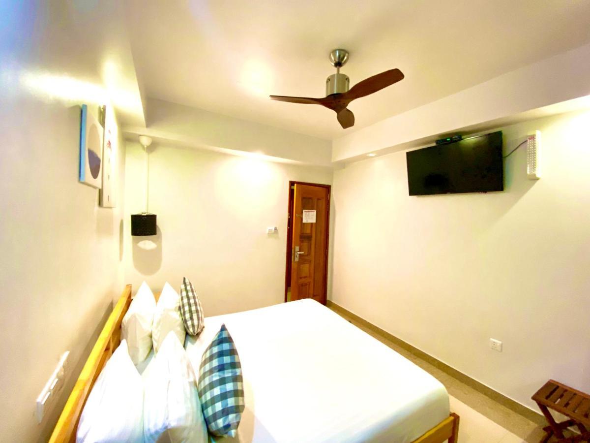 Beach Breeze And Spa Hulhumalé Exterior foto