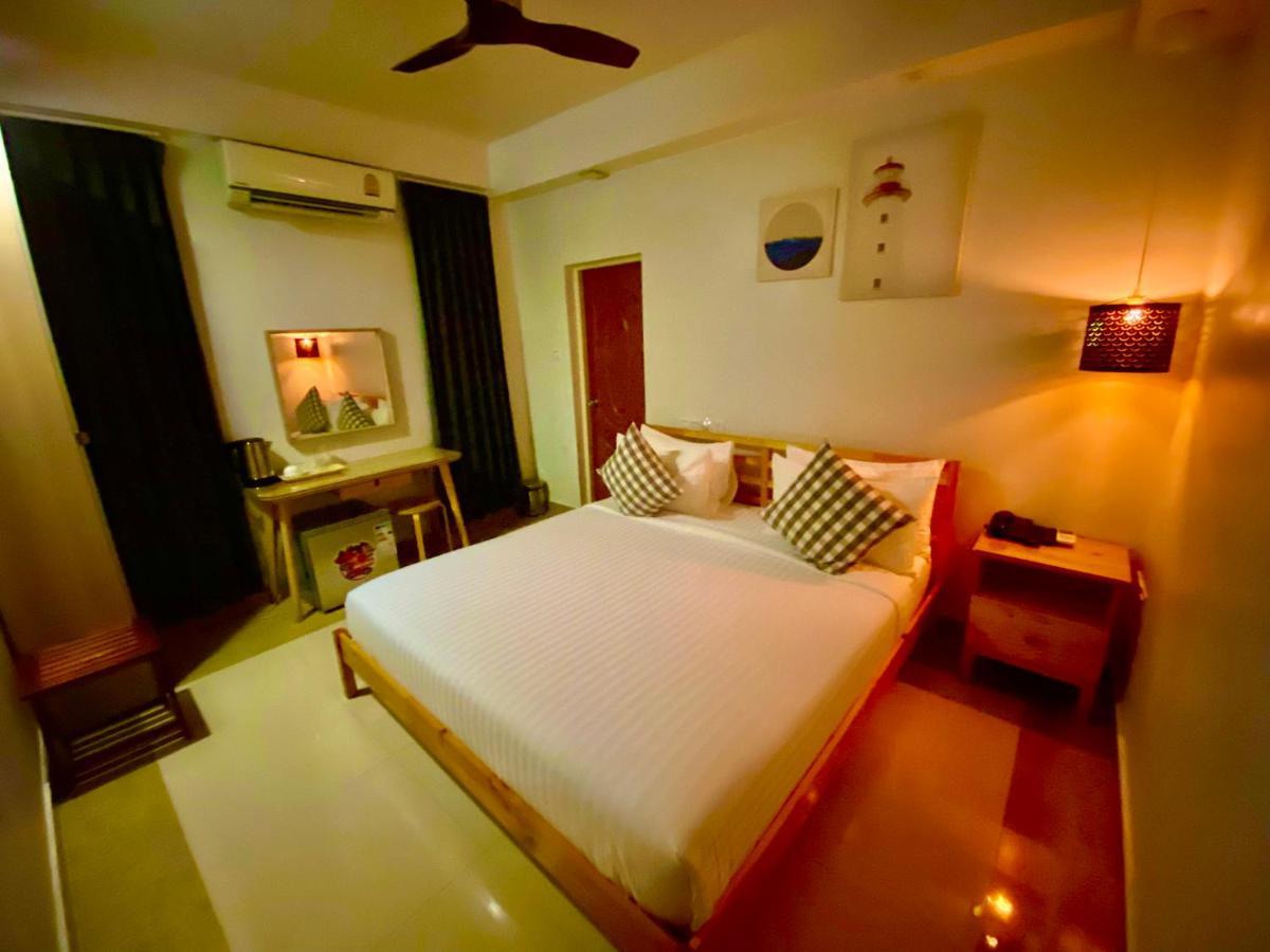 Beach Breeze And Spa Hulhumalé Exterior foto